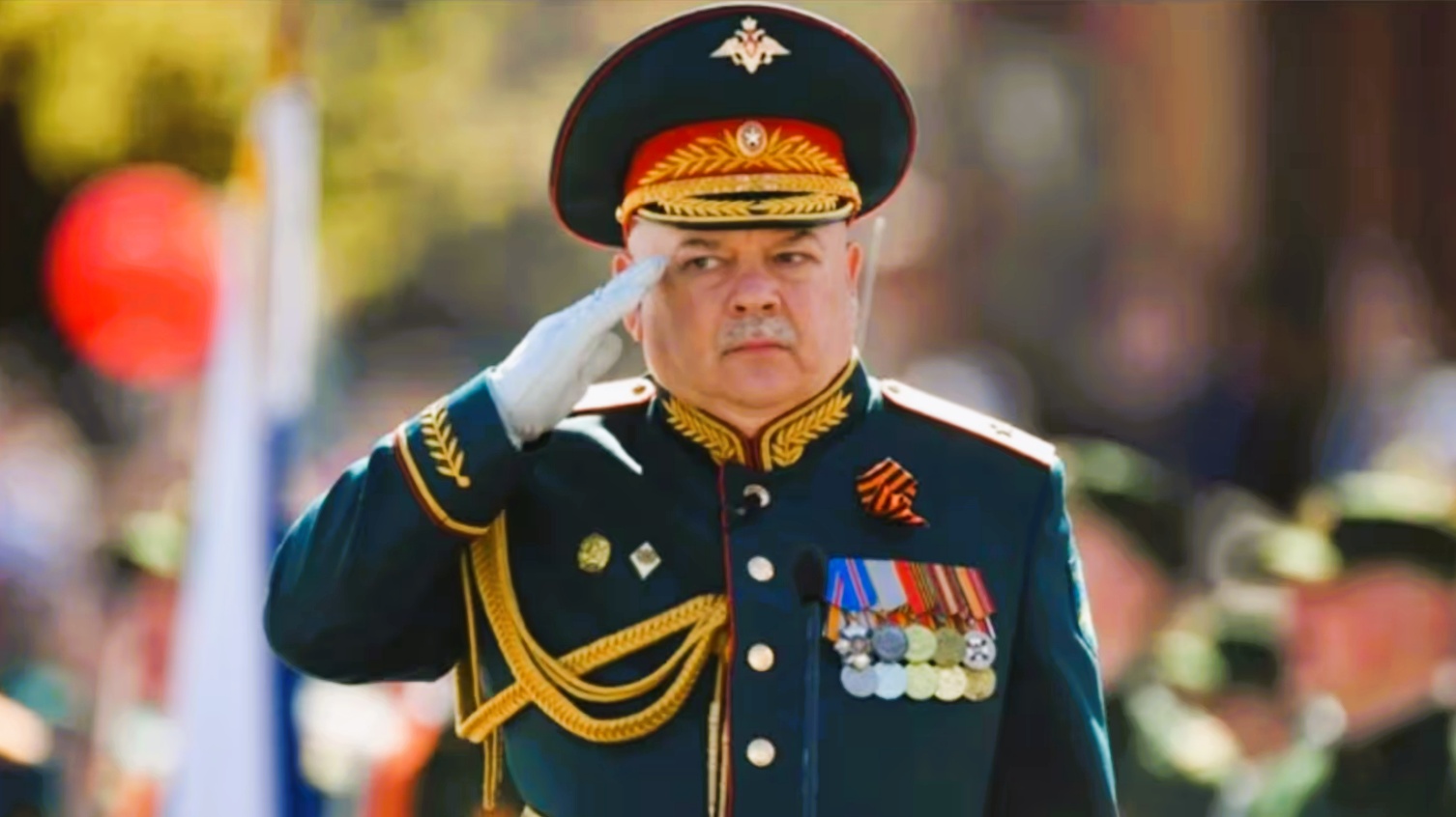 Unfassbar! Korrupter Russen-Oberst klaut 7 Panzermotoren - Er erhielt 230.000 Euro!