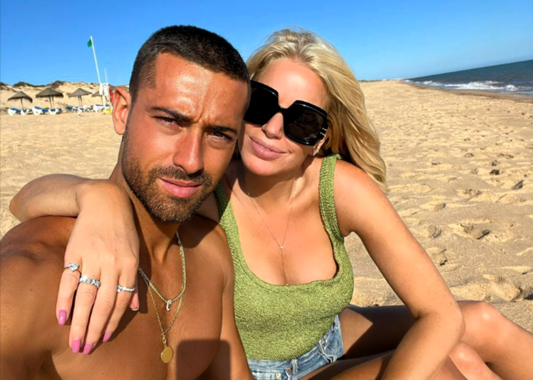 Fußballprofi heiratet deutlich ältere Millionärin und beendet glücklose Karriere!