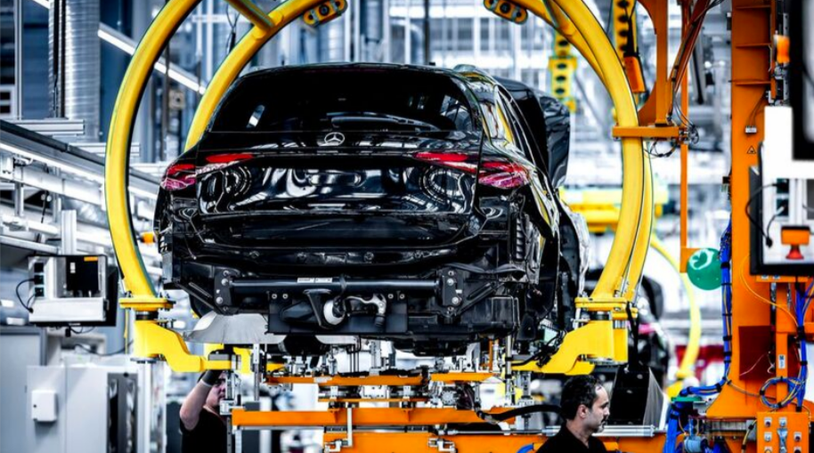 Nächster deutscher Autobauer pleite! Deutsche Wirtschaft in Problemen -  Insolvenz angemeldet!