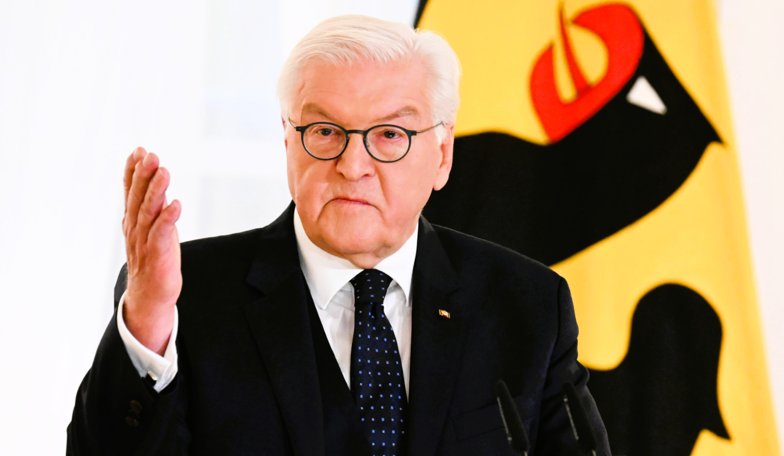 Jetzt platz Steinmeier der Kragen! Bundespräsident Steinmeier mit öffentlichem Wutausbruch: Was ist da bloß passiert?