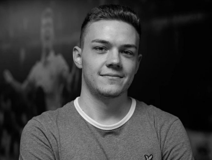 Trauer! Beliebter deutscher TV-Moderator stirbt überraschend mit nur 24 Jahren! Was ist geschehen?