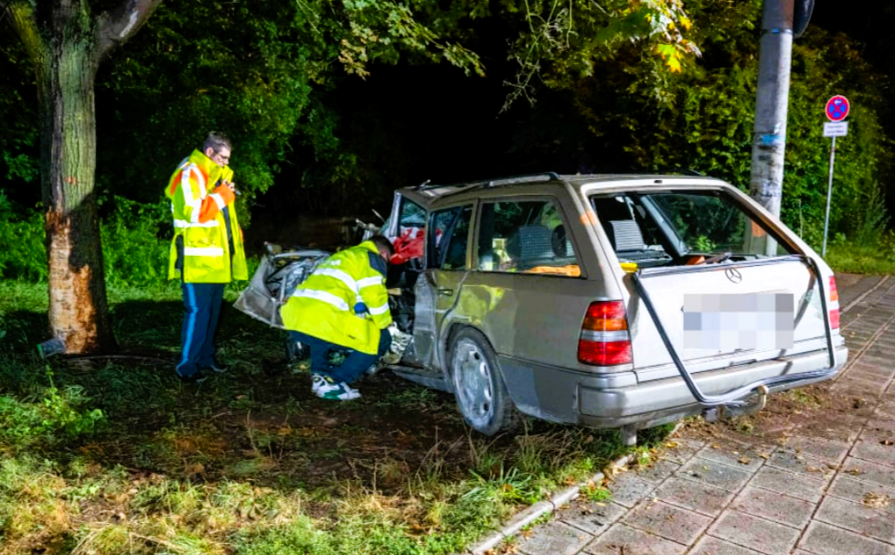 Verkehrskontrolle eskaliert: Tödliche Verfolgungsjagd in Nürnberg! Mann stirbt auf Flucht vor der Polizei!