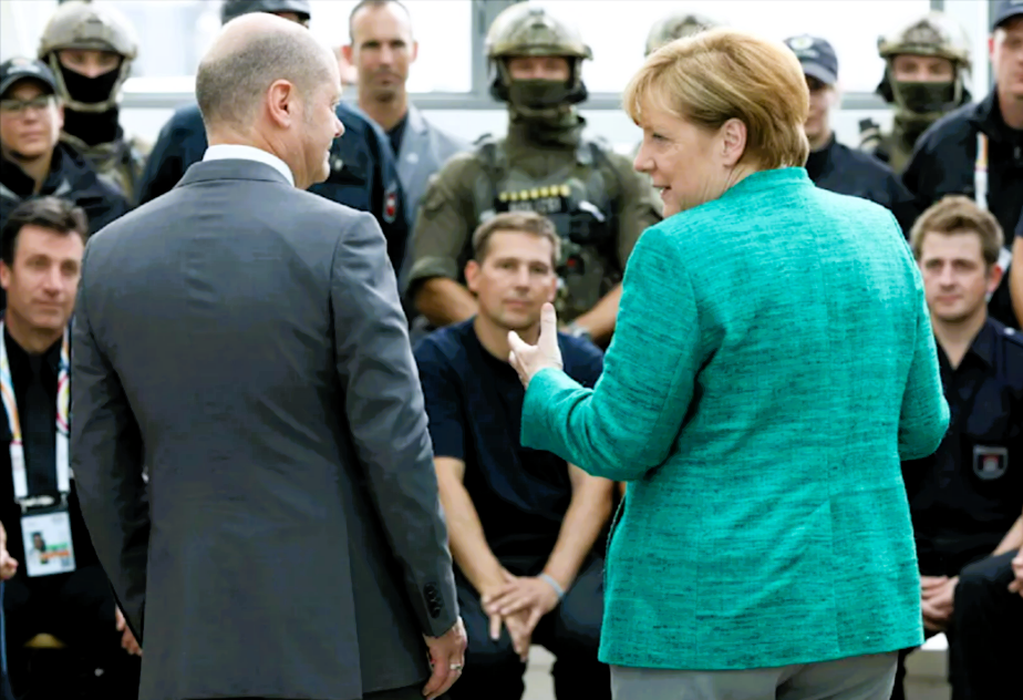 Merkel rechnet mit Scholz ab! "Eines Kanzlers nicht würdig"!