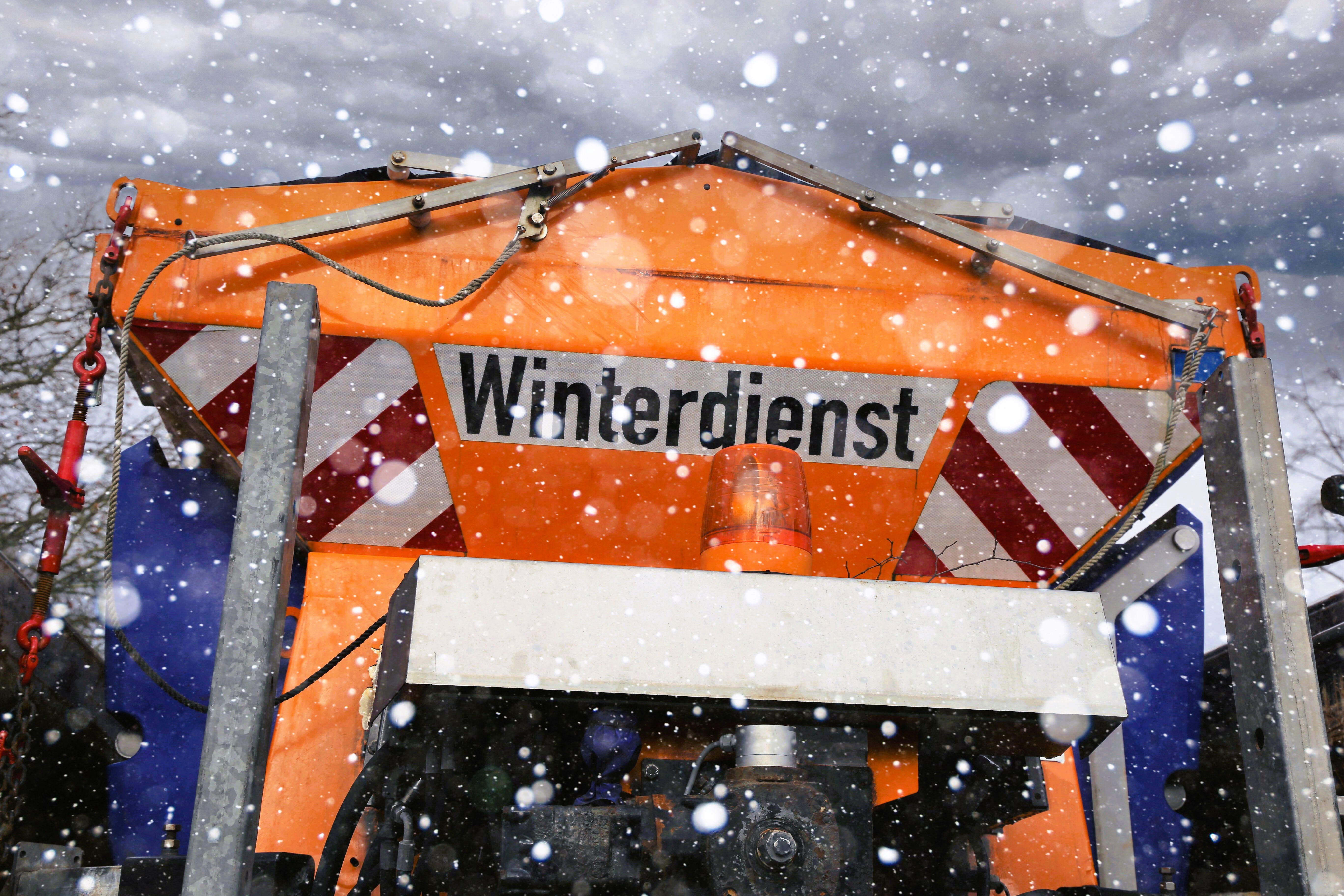 Glatteiswarnung! Wetter in Deutschland wird winterlich: Hier kann es jetzt Glatteis geben